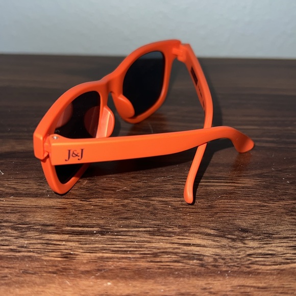 Toddler boy sunglasses - Picture 2 of 3